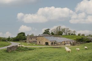 Canny Grouse Barn: An Accessible Retreat in the Yorkshire Dales