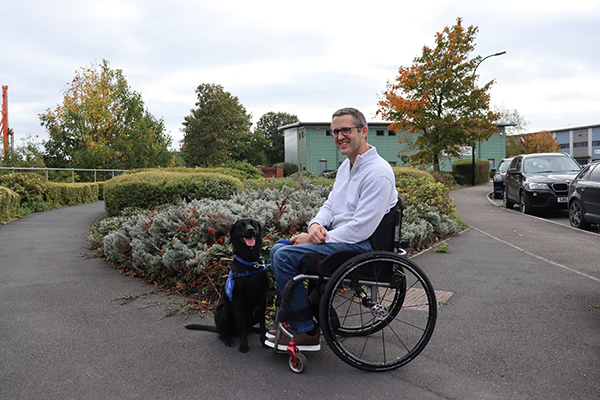 Clever support dog, Cassie